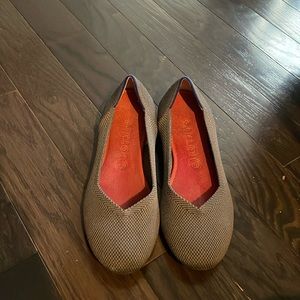 Gray Rothy’s flats